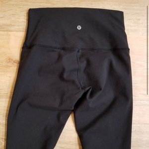 Lululemon size 8